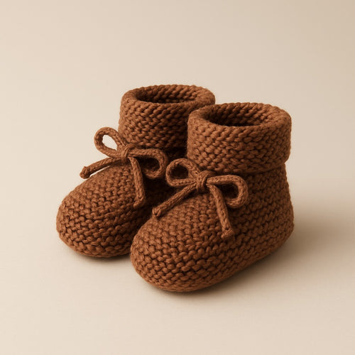 Yarnspresso — Classic Baby Booties — Amigurumi Cotton Brown Knitting Pattern